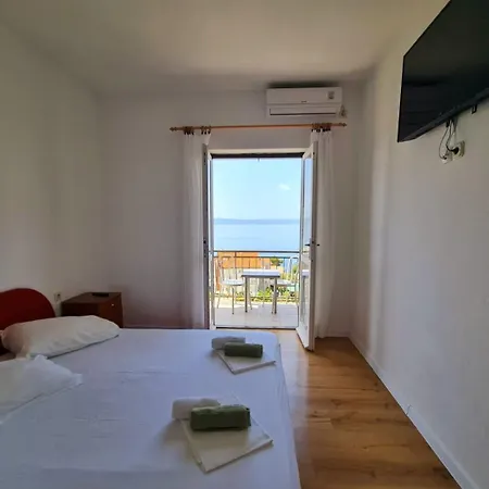 Lägenhet Apartments More Živogošće