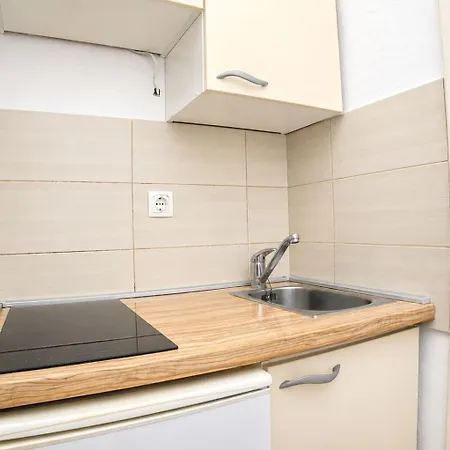 Tiho Apartman *