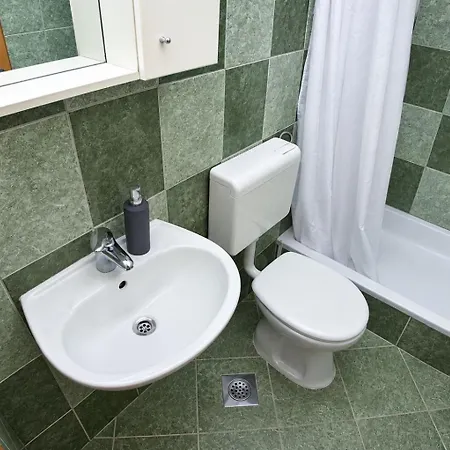 Apartman Tiho *