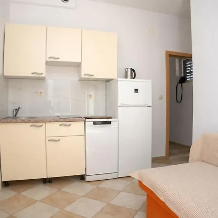 Apartman Tiho *